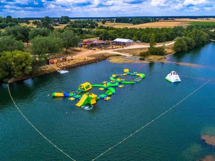 Gite Chalet-Piscine "Belle-Etoile" Touraine Anjou Courcelles-de-Touraine ภายนอก รูปภาพ